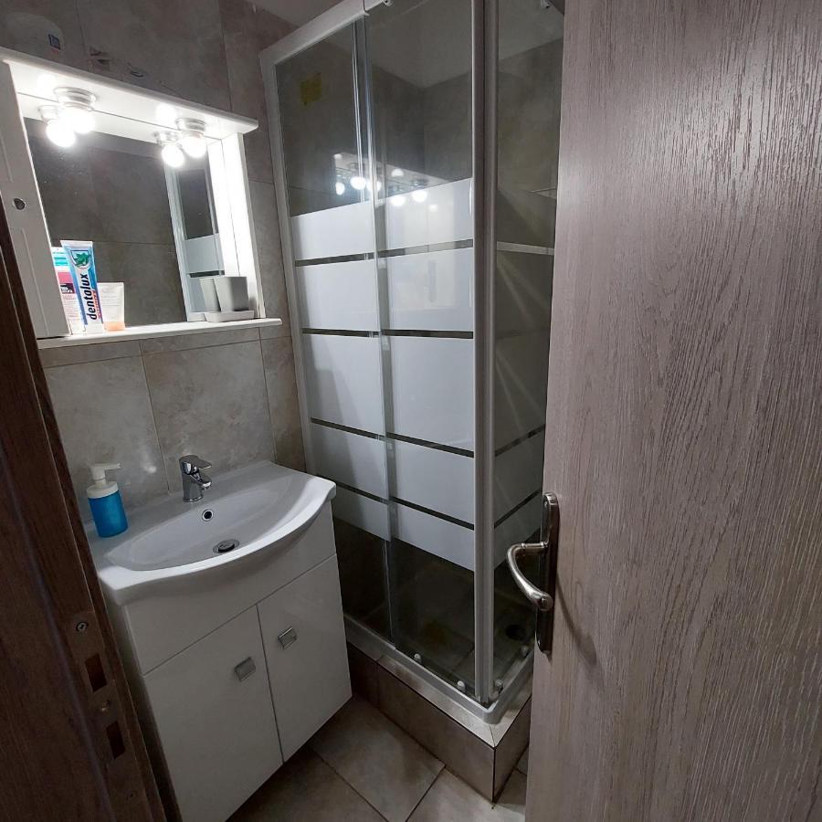 Yolanda Studios Пірей Екстер'єр фото